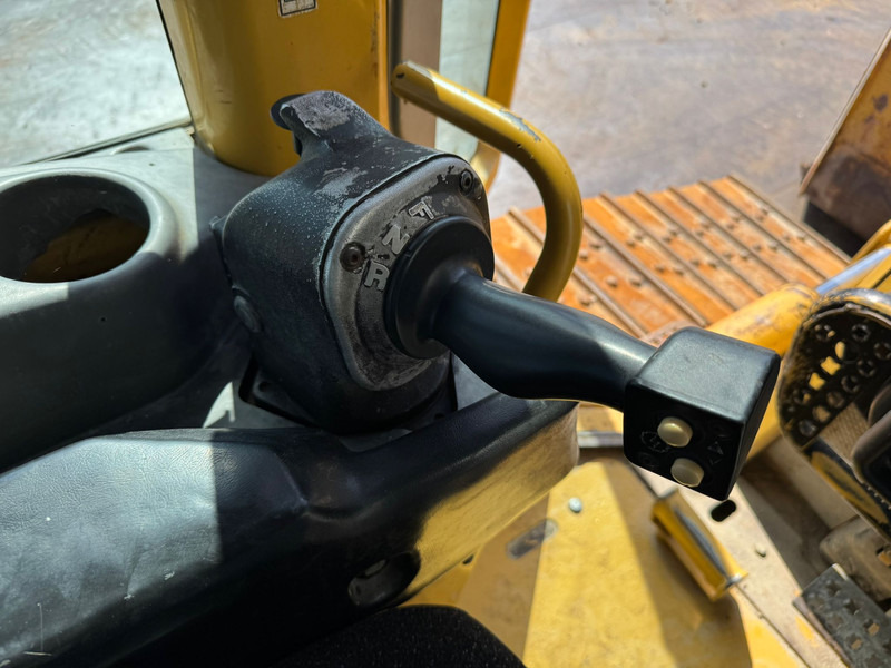 Bulldozer Caterpillar D6N XL: photos 15