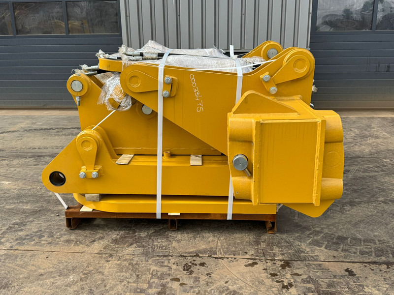 Caterpillar D8T D8R D8N Multishank Ripper (forged shanks) - Ripper: photos 4 Caterpillar D8T D8R D8N Multishank Ripper (forged shanks) - Ripper: photos 4