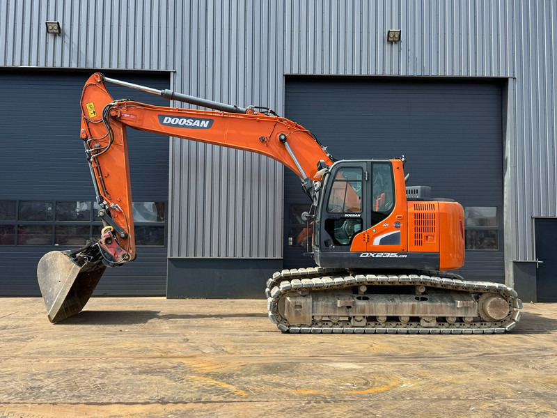 Doosan DX235LCR-5 - Pelle sur chenille: photos 1 Doosan DX235LCR-5 - Pelle sur chenille: photos 1