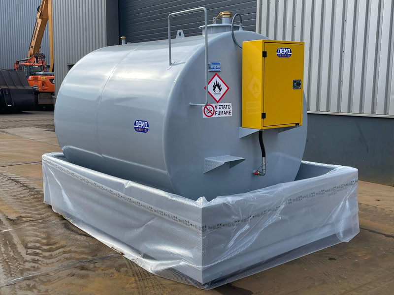 Emiliana Serbatoi TF9/50 9000Ltr - Cuve de stockage: photos 2 Emiliana Serbatoi TF9/50 9000Ltr - Cuve de stockage: photos 2