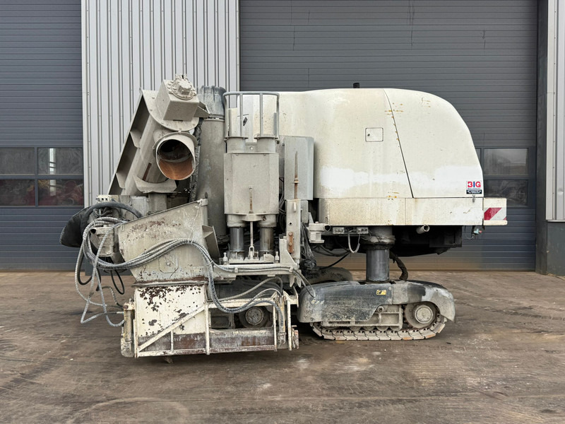 GOMACO GT3400 Concrete Slipform Paver - Finisseur: photos 1 GOMACO GT3400 Concrete Slipform Paver - Finisseur: photos 1