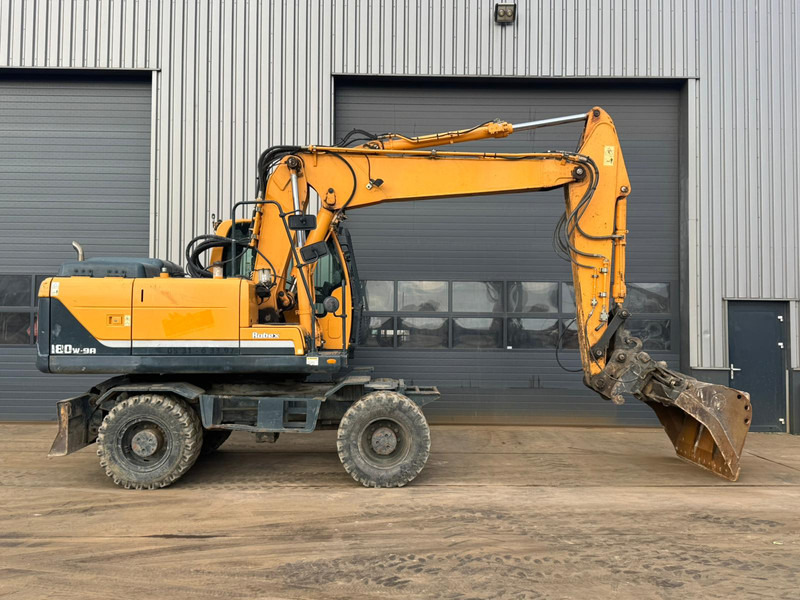 Hyundai Robex 180W-9A - Pelle sur pneus: photos 5 Hyundai Robex 180W-9A - Pelle sur pneus: photos 5