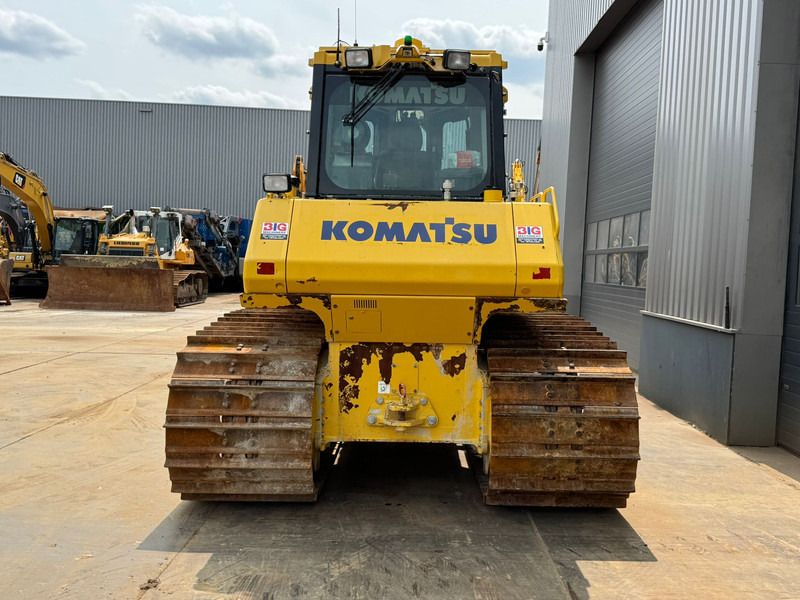 Komatsu D65PXi-18 - Bulldozer: photos 4 Komatsu D65PXi-18 - Bulldozer: photos 4