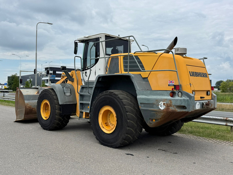 Liebherr L566 2plus2 - Chargeuse sur pneus: photos 3 Liebherr L566 2plus2 - Chargeuse sur pneus: photos 3