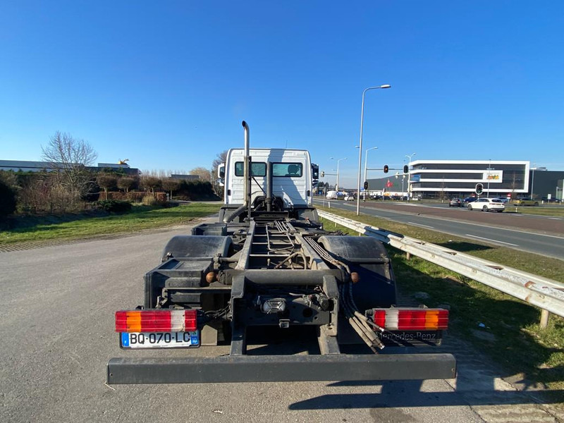 MERCEDESBENZ AXOR 1829 4x2 chassis cab - Châssis cabine: photos 5 MERCEDESBENZ AXOR 1829 4x2 chassis cab - Châssis cabine: photos 5