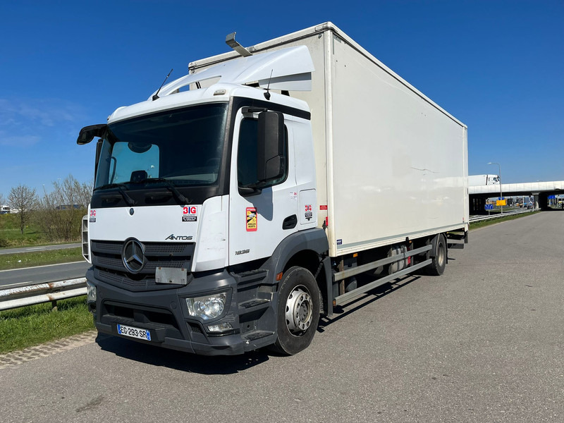MERCEDESBENZ Antos 1836 4x2 Closed Box, double floor - Camion fourgon: photos 1 MERCEDESBENZ Antos 1836 4x2 Closed Box, double floor - Camion fourgon: photos 1
