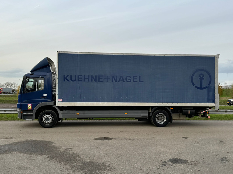 MERCEDESBENZ Atego 4x2 Cargo Truck EURO5 - Camion fourgon: photos 2 MERCEDESBENZ Atego 4x2 Cargo Truck EURO5 - Camion fourgon: photos 2