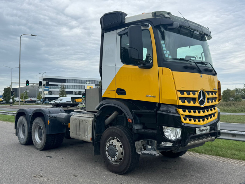 MERCEDESBENZ AROCS 3345 - Tracteur routier: photos 2 MERCEDESBENZ AROCS 3345 - Tracteur routier: photos 2