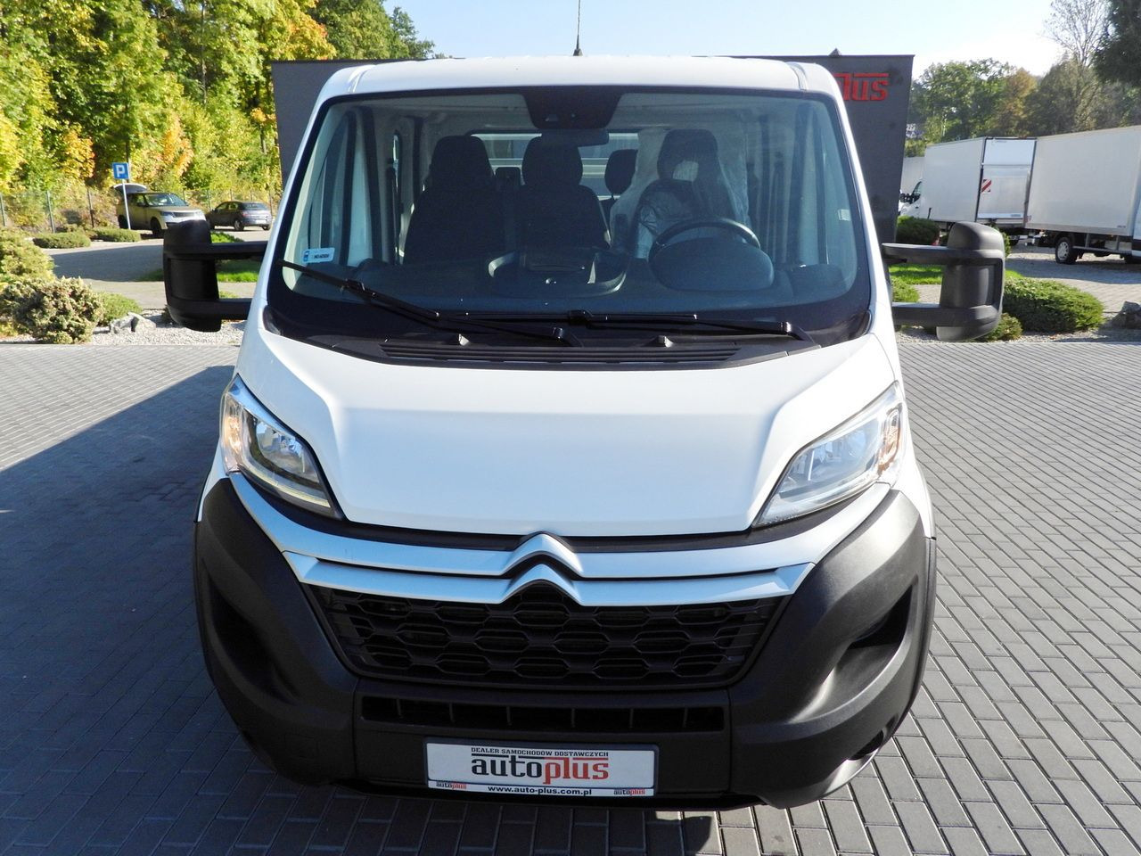 CITROEN JUMPER STAKE BODY DOUBLE CABIN DOKA 7 SEATS PNEUMATICS AIR CONDITIONING 140HP - Utilitaire double cabine: photos 5 CITROEN JUMPER STAKE BODY DOUBLE CABIN DOKA 7 SEATS PNEUMATICS AIR CONDITIONING 140HP - Utilitaire double cabine: photos 5