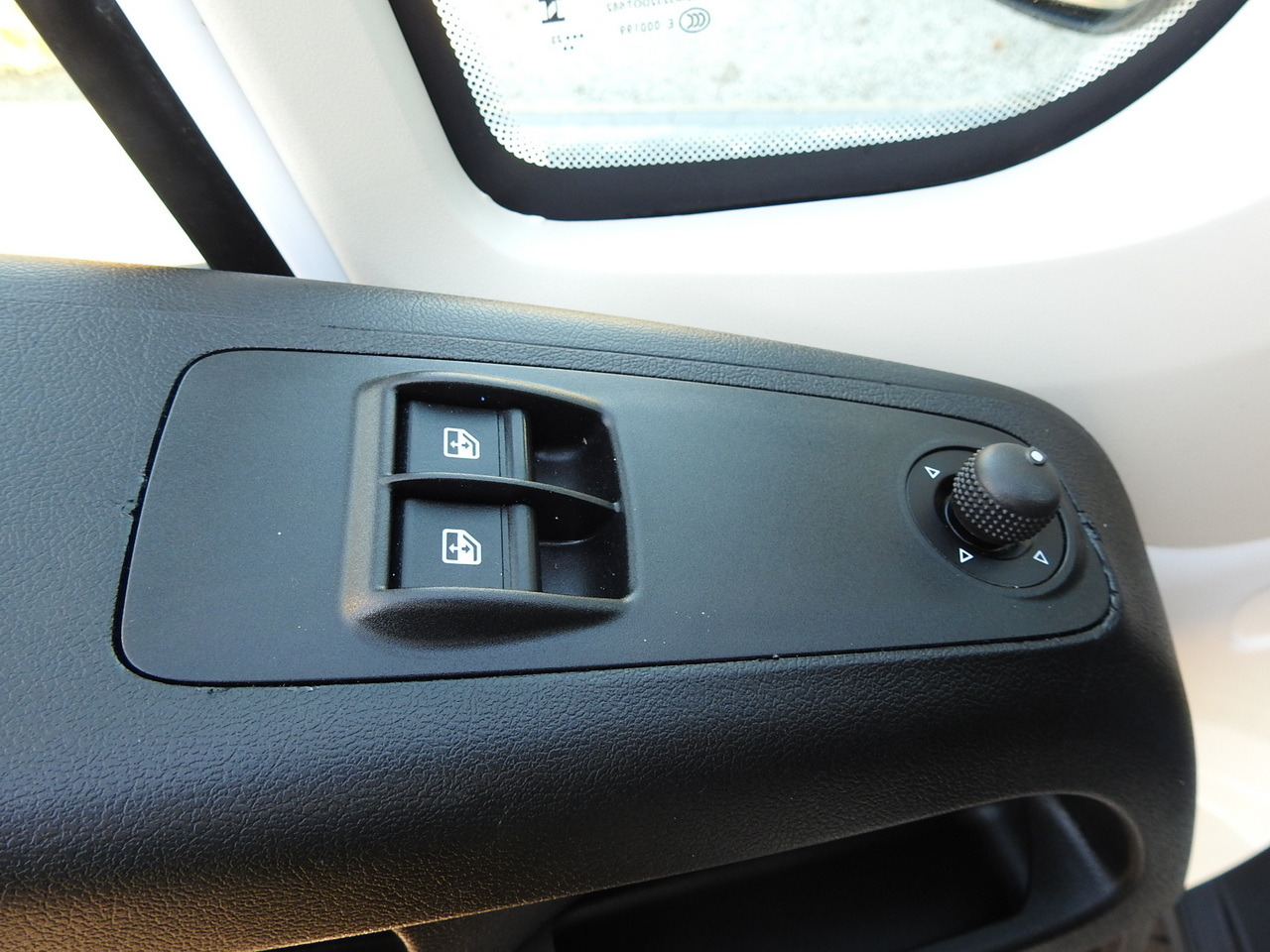 Fourgon grand volume FIAT DUCATO  BOX LIFT 8 PALLETS CRUISE CONTROL AIR CONDITIONING  180HP: photos 26