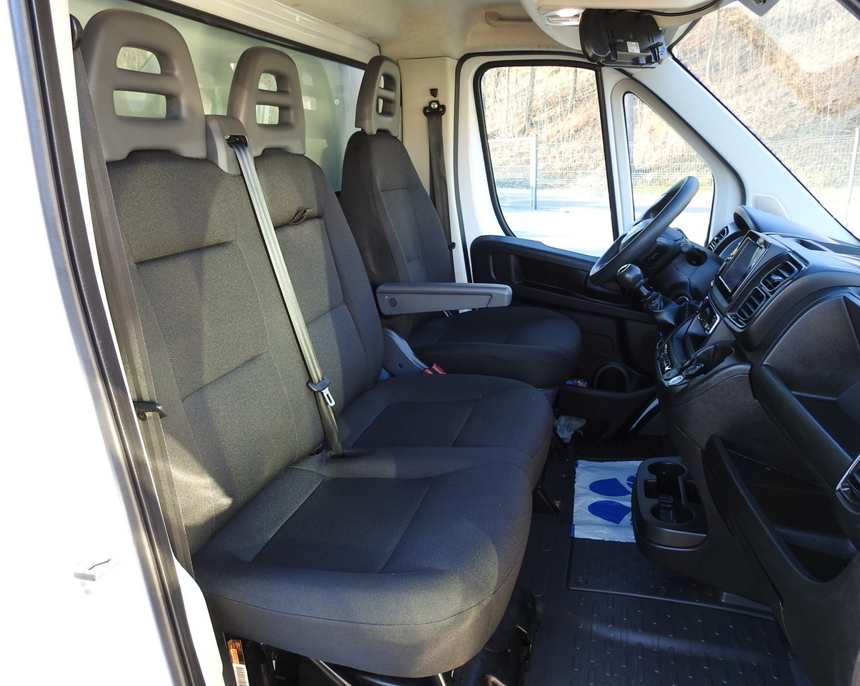 Fourgon grand volume FIAT DUCATO  BOX LIFT 8 PALLETS CRUISE CONTROL AIR CONDITIONING  180HP: photos 39