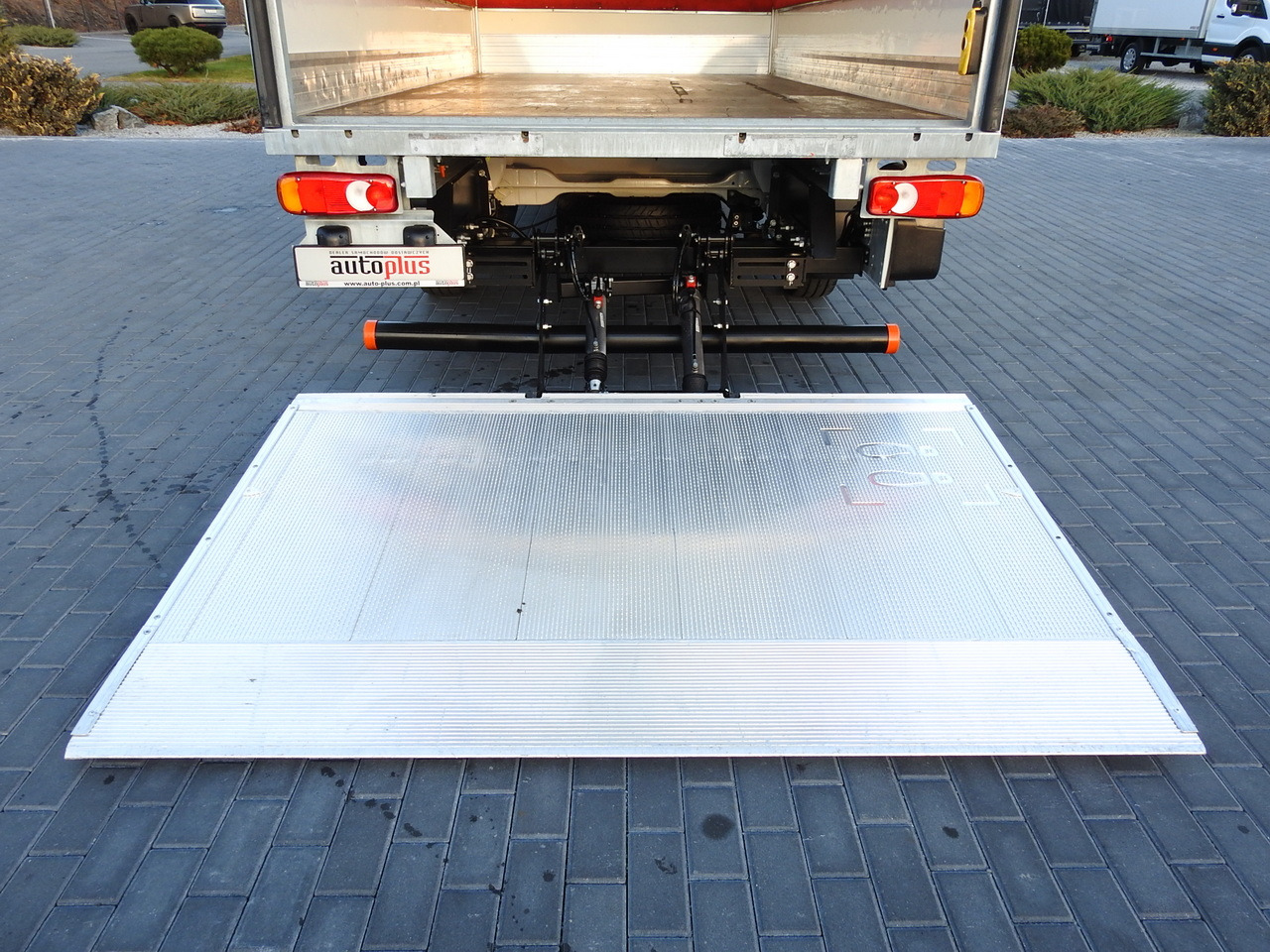 Fourgon grand volume FIAT DUCATO  BOX LIFT 8 PALLETS CRUISE CONTROL AIR CONDITIONING  180HP: photos 22