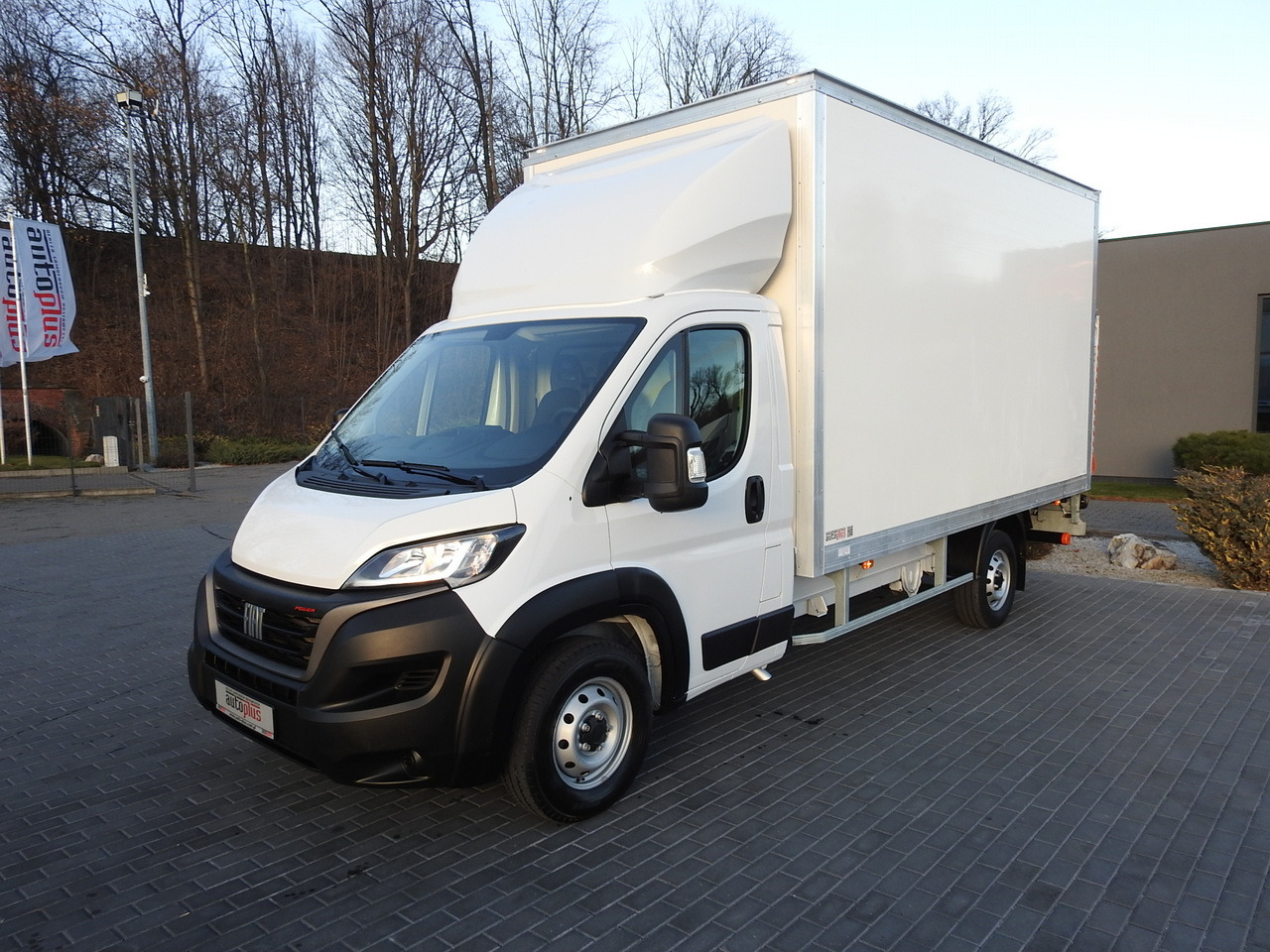 Fourgon grand volume FIAT DUCATO  BOX LIFT 8 PALLETS CRUISE CONTROL AIR CONDITIONING  180HP: photos 6