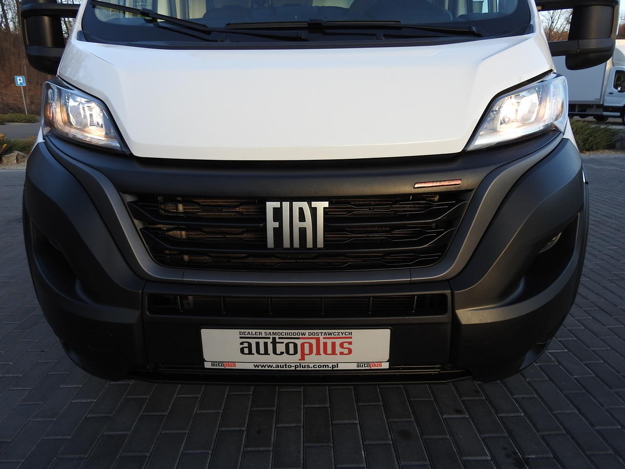 Fourgon grand volume FIAT DUCATO  BOX LIFT 8 PALLETS CRUISE CONTROL AIR CONDITIONING  180HP: photos 14