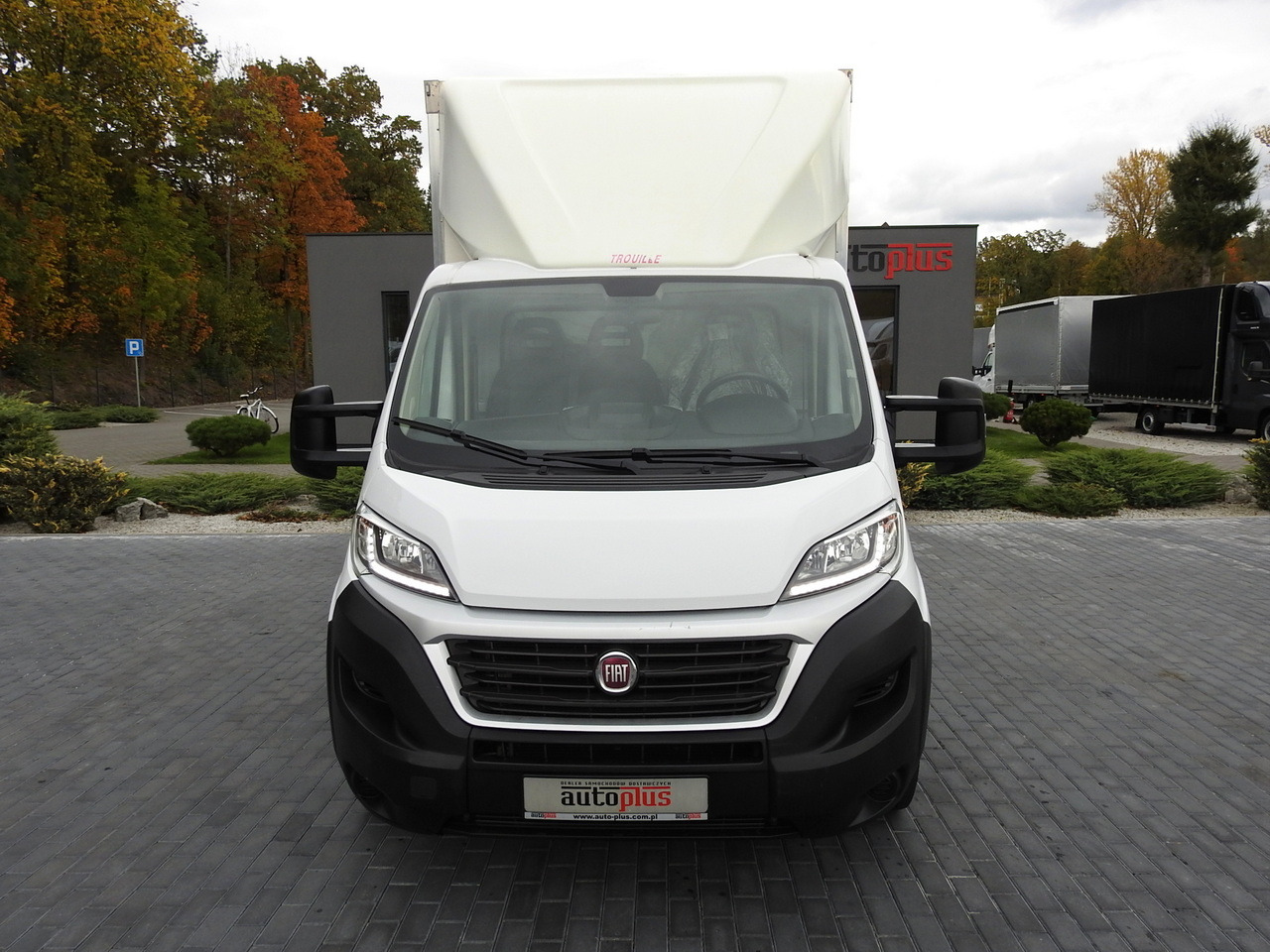 FIAT DUCATO BOX LIFT 8 PALLETS CRUISE CONTROL NAVIGATION AIR CONDITIONING LED LIGHTS  130HP - Utilitaire frigorifique: photos 5 FIAT DUCATO BOX LIFT 8 PALLETS CRUISE CONTROL NAVIGATION AIR CONDITIONING LED LIGHTS  130HP - Utilitaire frigorifique: photos 5