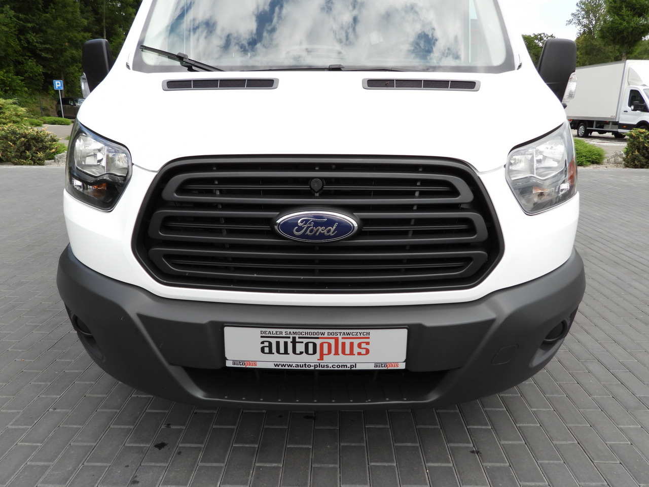 Utilitaire frigorifique FORD TRANSIT REFRIGERATOR VAN 5*C AIR CONDITIONING  105HP: photos 15