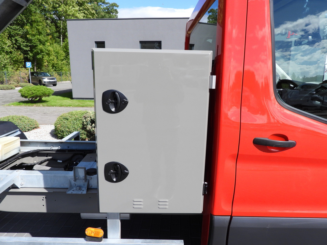 Utilitaire benne FORD TRANSIT TIPPER CRUISE CONTROL LED LIGHTS TWIN WHEELS AIR CONDITIONING  170HP: photos 20