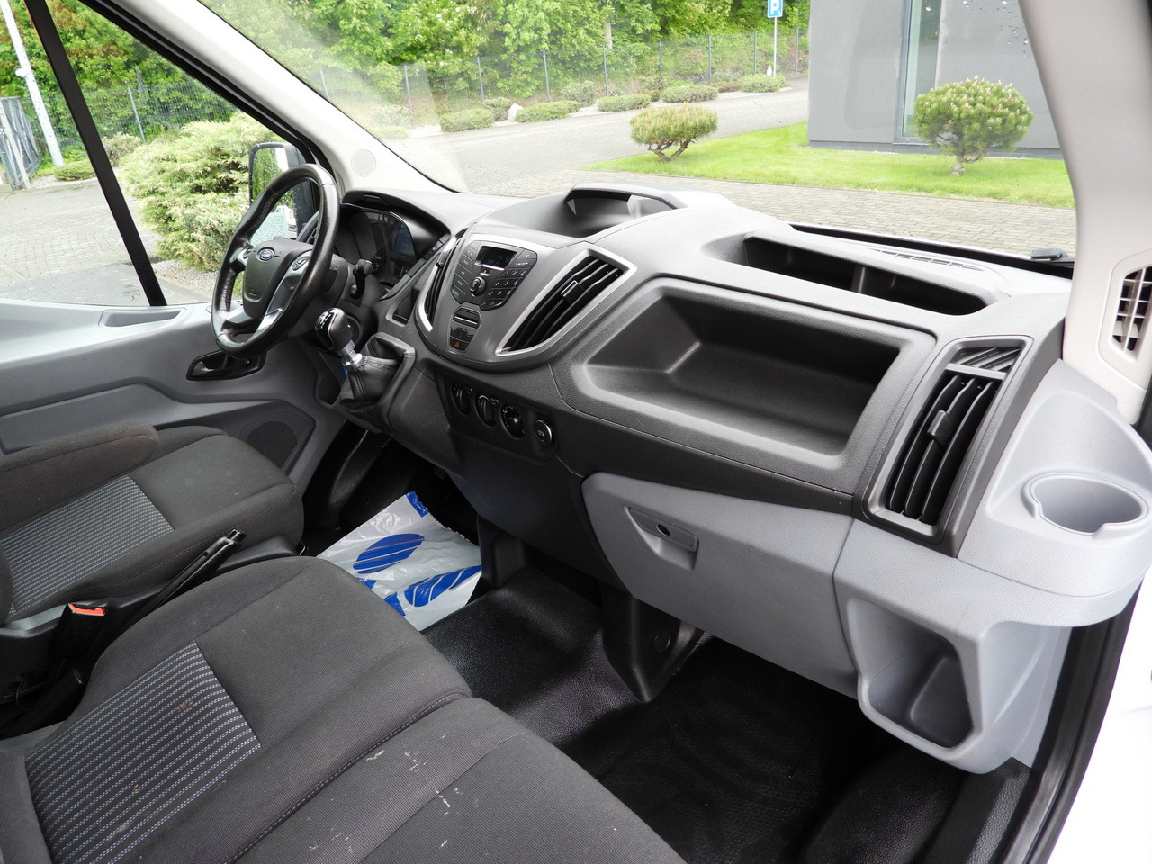 Utilitaire benne FORD TRANSIT TIPPER DOUBLE CABIN DOKA 6 SEATS CRUISE CONTROL AIR CONDITIONING TWIN WHEELS  170HP: photos 41