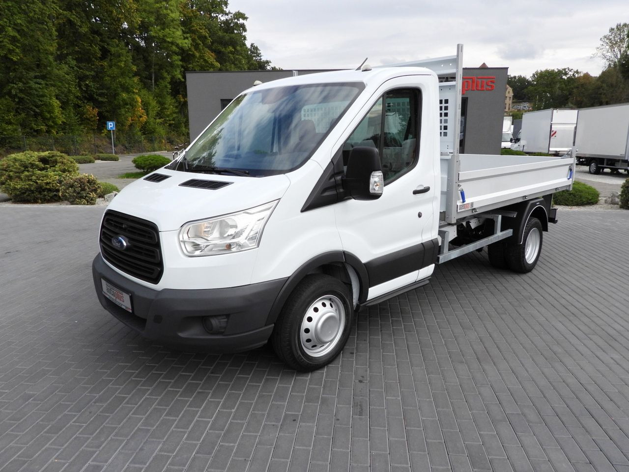 Utilitaire benne FORD TRANSIT TIPPER TWIN WHEELS  155HP: photos 18 Utilitaire benne FORD TRANSIT TIPPER TWIN WHEELS  155HP: photos 18