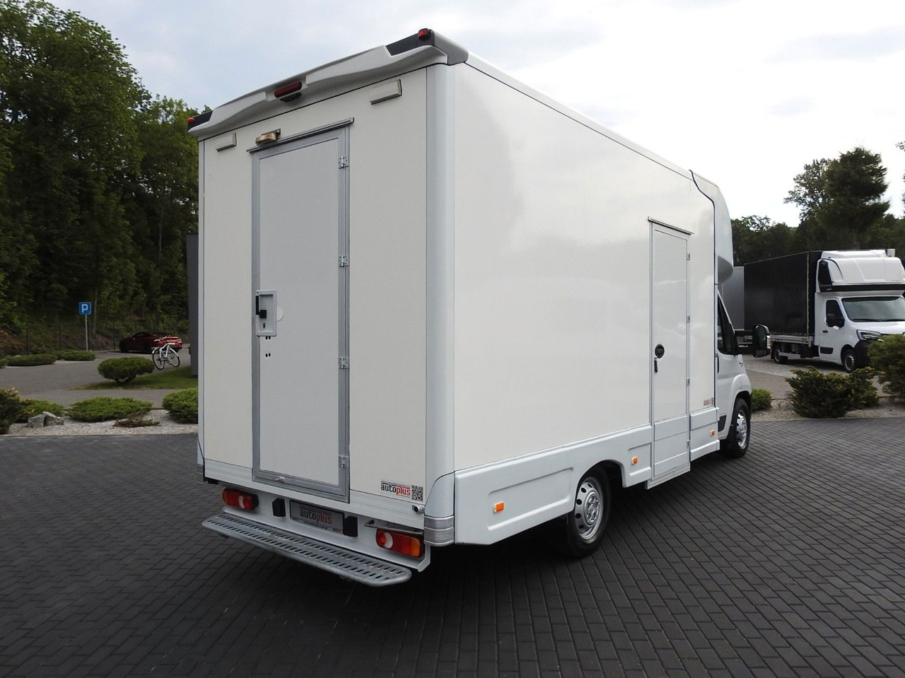 Fiat DUCATO KOFFER 8 PALETTEN KLIMAANLAGE 130PS - Fourgon grand volume: photos 3 Fiat DUCATO KOFFER 8 PALETTEN KLIMAANLAGE 130PS - Fourgon grand volume: photos 3