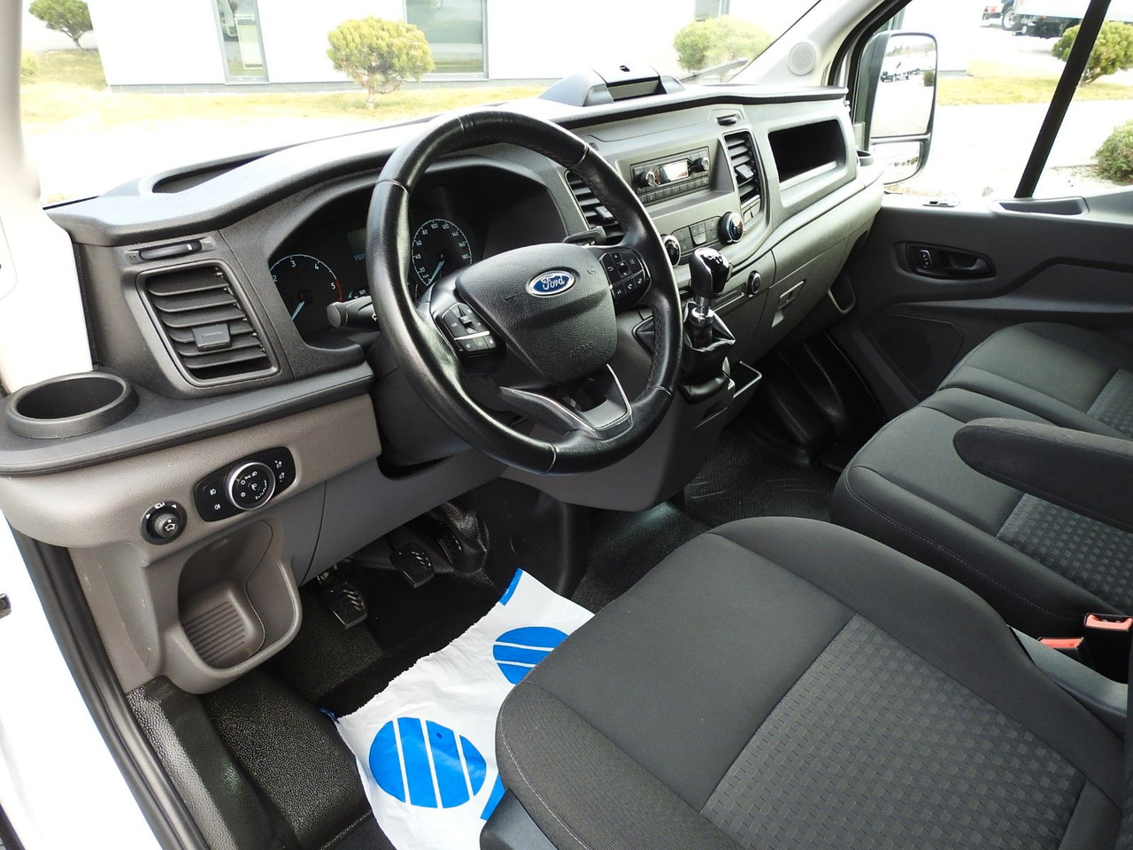 Ford TRANSIT KASTENWAGEN DOPPELKABINE 6 SITZE A/C - Fourgon utilitaire, Utilitaire double cabine: photos 2 Ford TRANSIT KASTENWAGEN DOPPELKABINE 6 SITZE A/C - Fourgon utilitaire, Utilitaire double cabine: photos 2