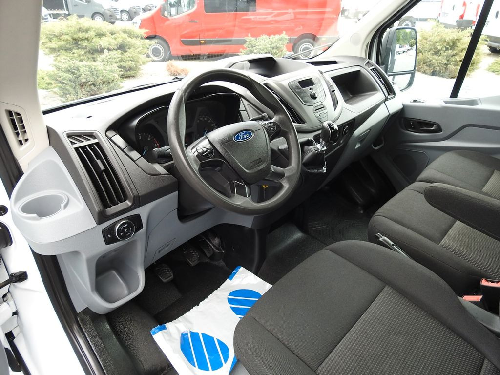 Ford TRANSIT PRITSCHE 8 PALETTEN ZWILLINGSRÄDER 130PS - Utilitaire plateau: photos 2 Ford TRANSIT PRITSCHE 8 PALETTEN ZWILLINGSRÄDER 130PS - Utilitaire plateau: photos 2