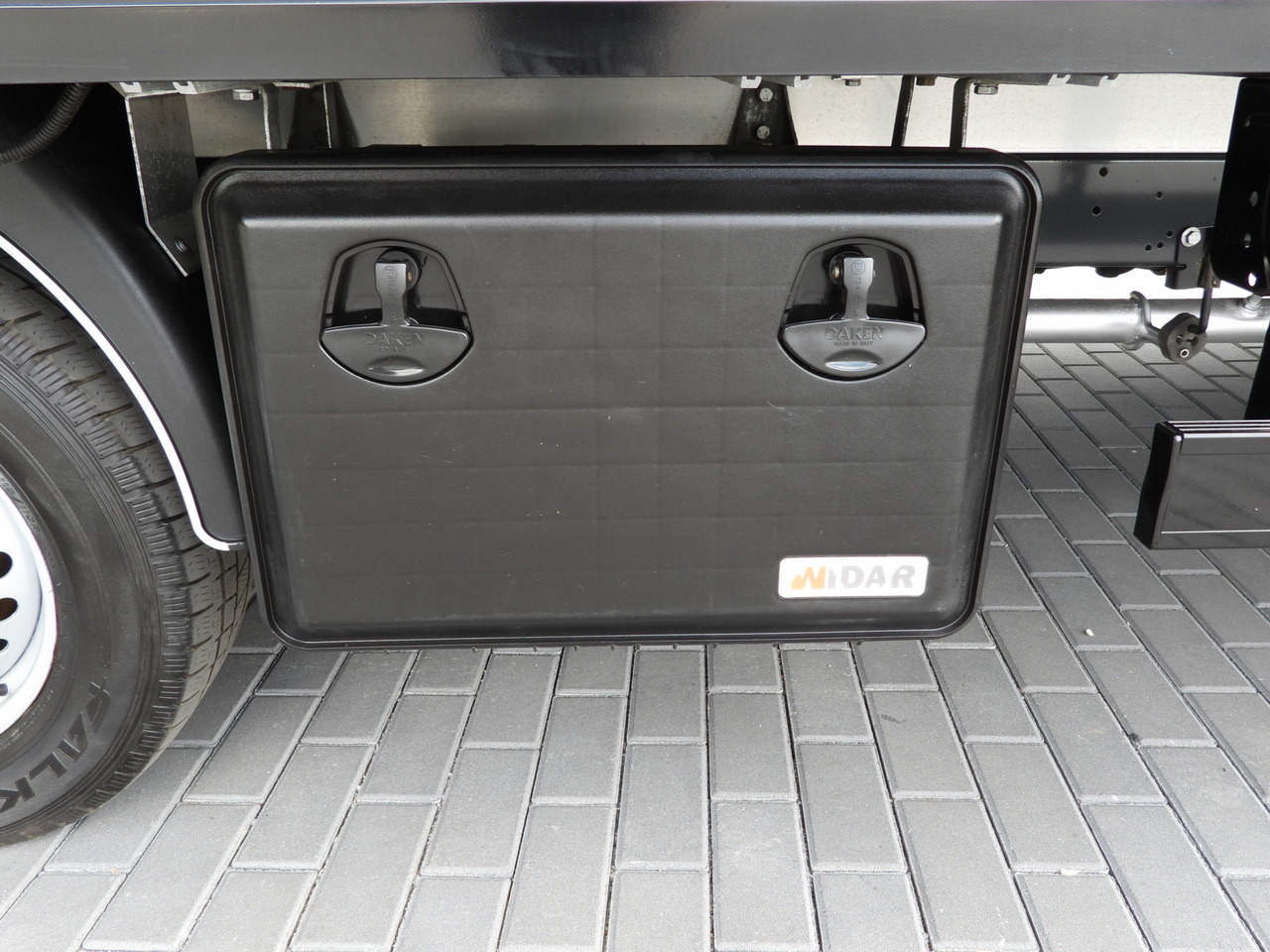 IVECO DAILY 35S18 BOX LIFT 8 PALLETS WEBASTO CRUISE CONTROL NAVIGATION LED LIGHTS PNEUMATICS AIR CONDITIONING  180HP en crédit-bail IVECO DAILY 35S18 BOX LIFT 8 PALLETS WEBASTO CRUISE CONTROL NAVIGATION LED LIGHTS PNEUMATICS AIR CONDITIONING  180HP: photos 23