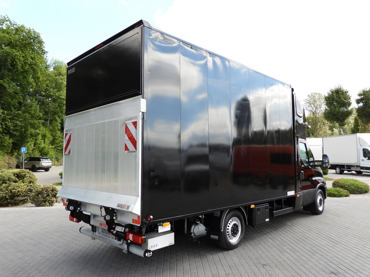 IVECO DAILY 35S18 BOX LIFT 8 PALLETS WEBASTO CRUISE CONTROL NAVIGATION LED LIGHTS PNEUMATICS AIR CONDITIONING  180HP en crédit-bail IVECO DAILY 35S18 BOX LIFT 8 PALLETS WEBASTO CRUISE CONTROL NAVIGATION LED LIGHTS PNEUMATICS AIR CONDITIONING  180HP: photos 38