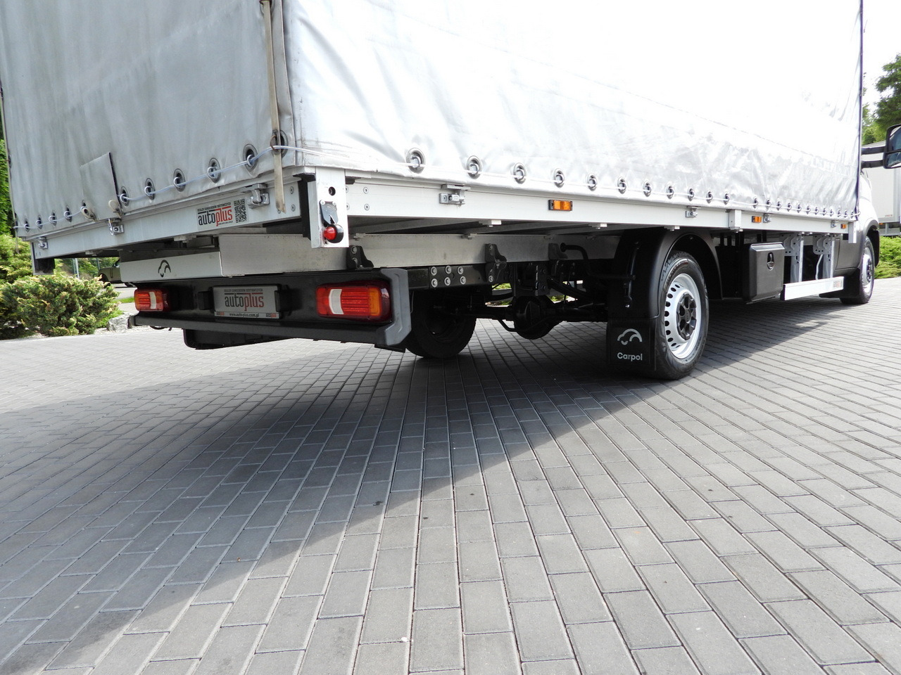 Utilitaire rideaux coulissants (PLSC) IVECO DAILY 35S18 TARPAULIN 10 PALLETS CRUISE CONTROL LED LIGHTS AIR CONDITIONING  180HP: photos 26