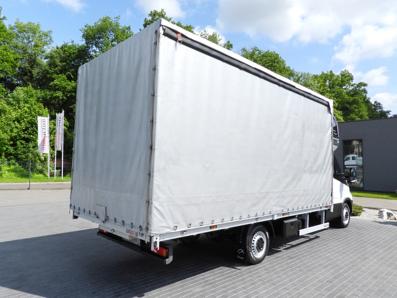Utilitaire rideaux coulissants (PLSC) IVECO DAILY 35S18 TARPAULIN 10 PALLETS CRUISE CONTROL LED LIGHTS AIR CONDITIONING  180HP: photos 13