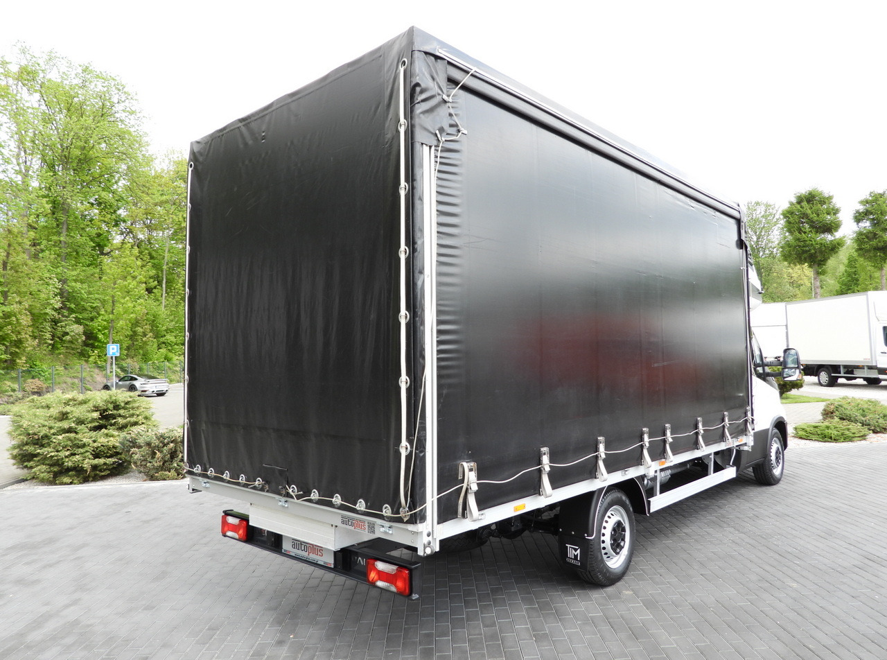 IVECO DAILY 35S18 TARPAULIN 10 PALLETS WEBASTO CRUISE CONTROL AIR CONDITIONING 180HP - Utilitaire rideaux coulissants (PLSC): photos 3 IVECO DAILY 35S18 TARPAULIN 10 PALLETS WEBASTO CRUISE CONTROL AIR CONDITIONING 180HP - Utilitaire rideaux coulissants (PLSC): photos 3