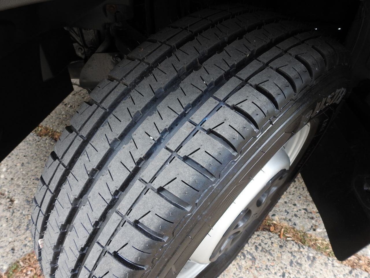 IVECO DAILY 35S18 TARPAULIN LIFT 8 PALLETS CRUISE CONTROL AIR CONDITIONING 180HP en crédit-bail IVECO DAILY 35S18 TARPAULIN LIFT 8 PALLETS CRUISE CONTROL AIR CONDITIONING 180HP: photos 25 IVECO DAILY 35S18 TARPAULIN LIFT 8 PALLETS CRUISE CONTROL AIR CONDITIONING 180HP en crédit-bail IVECO DAILY 35S18 TARPAULIN LIFT 8 PALLETS CRUISE CONTROL AIR CONDITIONING 180HP: photos 25