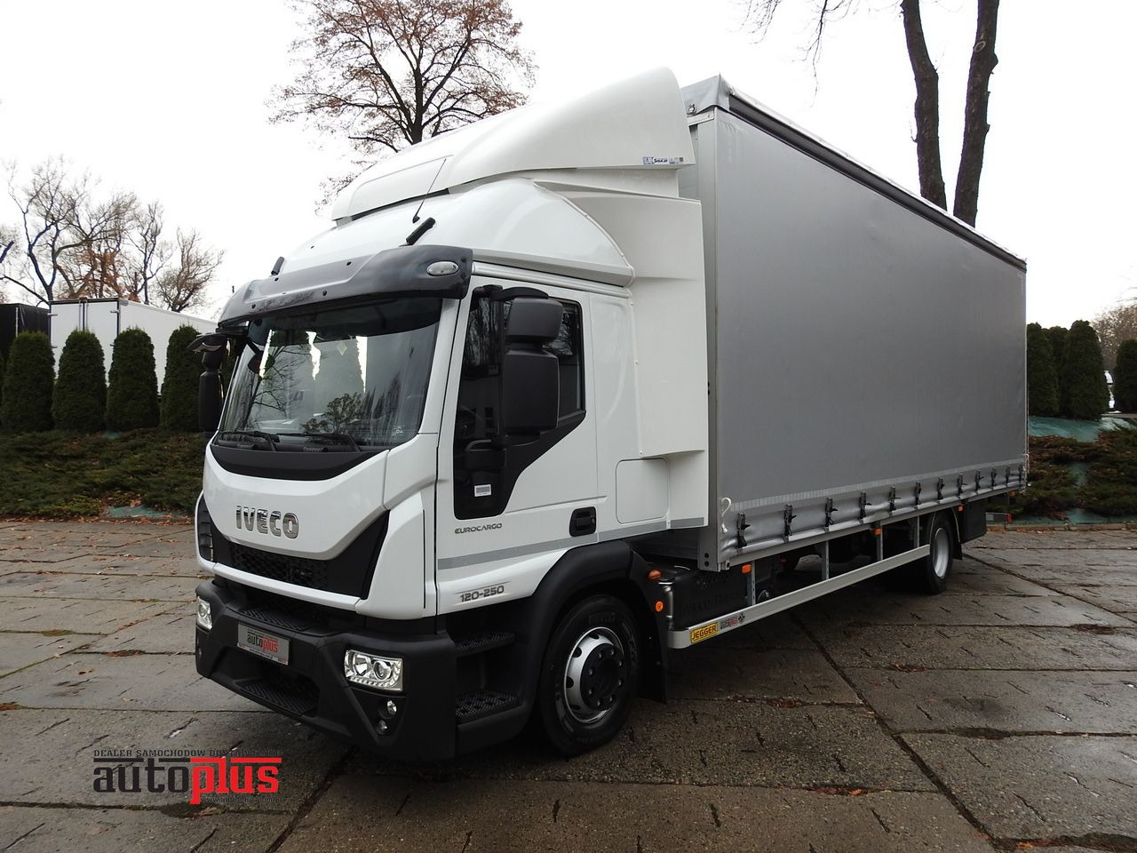IVECO EUROCARGO 120-250 NEW TARPAULIN LIFT 18 PALLETS WEBASTO CRUISE CONTROL AIR CONDITIONING LED LIGHTS PNEUMATICS AUTOMATIC TRANSMISSION HI-MATIC 250HP - Utilitaire rideaux coulissants (PLSC): photos 1 IVECO EUROCARGO 120-250 NEW TARPAULIN LIFT 18 PALLETS WEBASTO CRUISE CONTROL AIR CONDITIONING LED LIGHTS PNEUMATICS AUTOMATIC TRANSMISSION HI-MATIC 250HP - Utilitaire rideaux coulissants (PLSC): photos 1