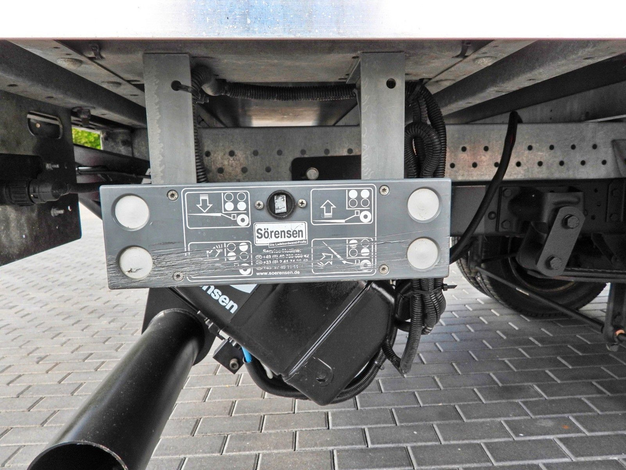 Fourgon grand volume Iveco DAILY 35C16 KOFFER AUFZUG 8 PALETTEN TEMPOMAT Iveco DAILY 35C16 KOFFER AUFZUG 8 PALETTEN TEMPOMAT: photos 19