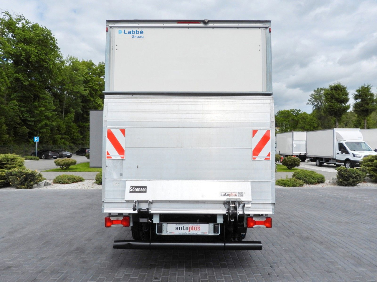 Fourgon grand volume Iveco DAILY 35C16 KOFFER AUFZUG 8 PALETTEN TEMPOMAT Iveco DAILY 35C16 KOFFER AUFZUG 8 PALETTEN TEMPOMAT: photos 11
