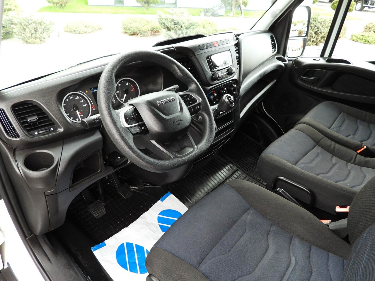 Iveco DAILY 35S18 PRITSCHE PLANE 10 PALETTEN WEBASTO - Utilitaire rideaux coulissants (PLSC): photos 2 Iveco DAILY 35S18 PRITSCHE PLANE 10 PALETTEN WEBASTO - Utilitaire rideaux coulissants (PLSC): photos 2