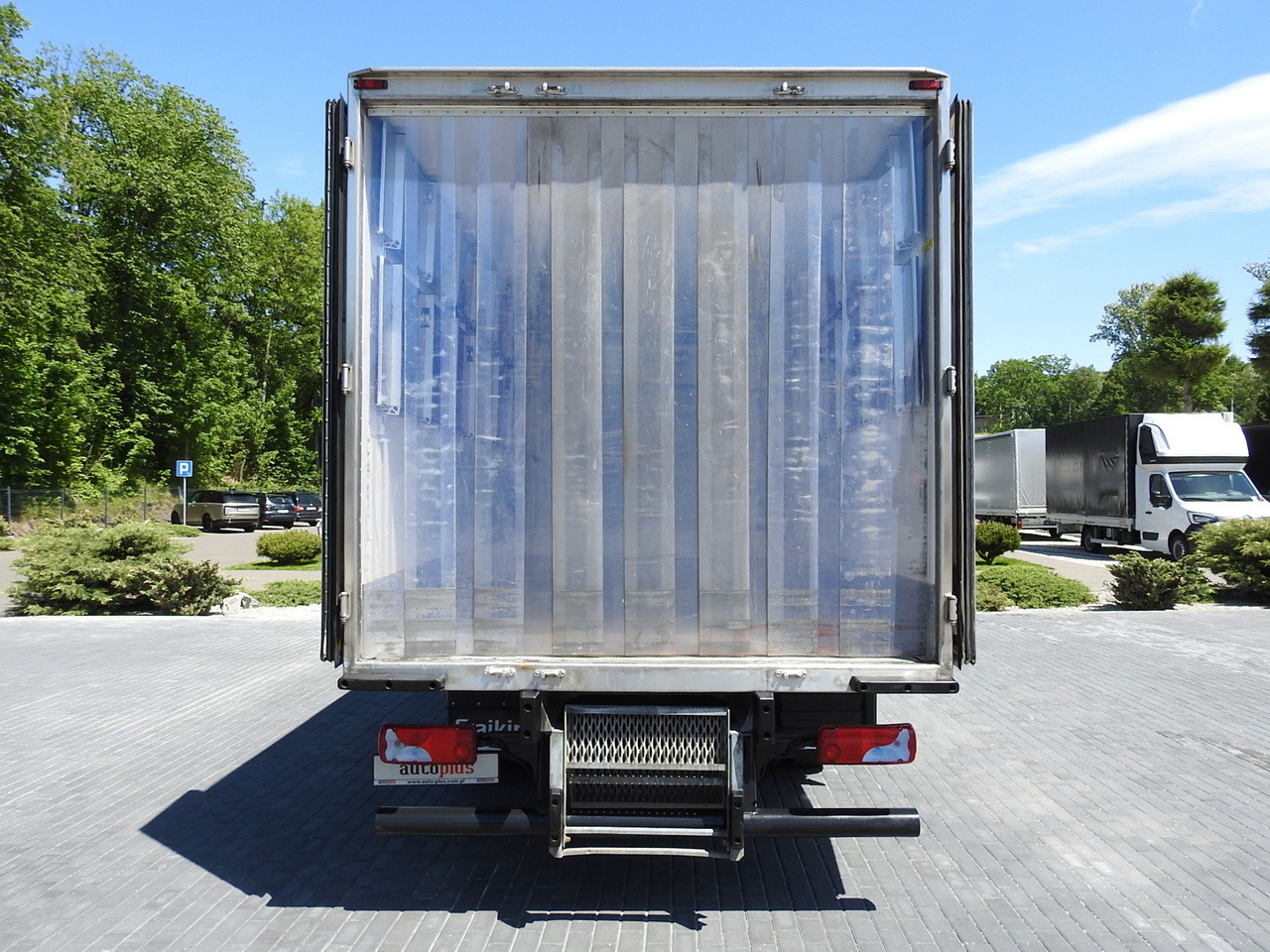 MAN TGL 10.180 REGRIGERATOR BOX -20*C 11 PALLETS POWER SUPPLY 230V AIR CONDITIONING PNEUMATICS TWIN WHEELS  180HP en crédit-bail MAN TGL 10.180 REGRIGERATOR BOX -20*C 11 PALLETS POWER SUPPLY 230V AIR CONDITIONING PNEUMATICS TWIN WHEELS  180HP: photos 12