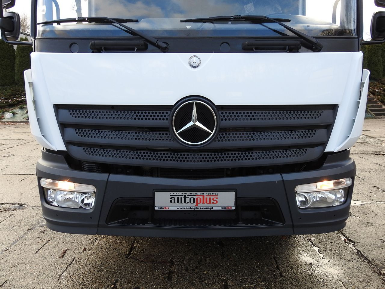 MERCEDES ATEGO 12.24 BOX LIFT 18 PALLETS CRUISE CONTROL AUTOMATIC TRANSMISSION  TWIN WHEELS AIR CONDITIONING  240HP en crédit-bail MERCEDES ATEGO 12.24 BOX LIFT 18 PALLETS CRUISE CONTROL AUTOMATIC TRANSMISSION  TWIN WHEELS AIR CONDITIONING  240HP: photos 15