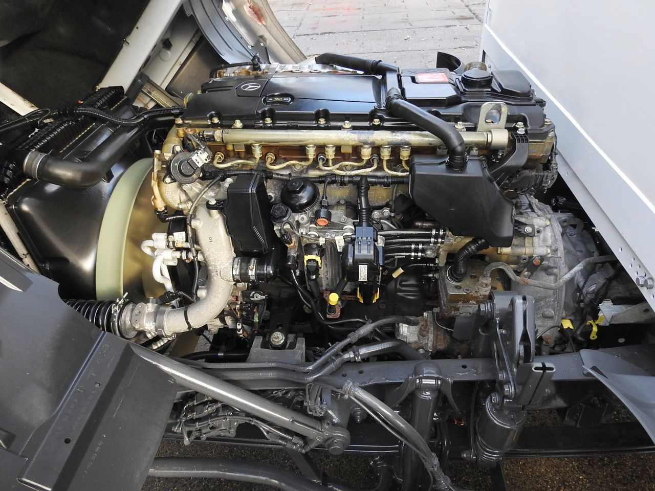 MERCEDES ATEGO 12.24 BOX LIFT 18 PALLETS CRUISE CONTROL AUTOMATIC TRANSMISSION  TWIN WHEELS AIR CONDITIONING  240HP en crédit-bail MERCEDES ATEGO 12.24 BOX LIFT 18 PALLETS CRUISE CONTROL AUTOMATIC TRANSMISSION  TWIN WHEELS AIR CONDITIONING  240HP: photos 29