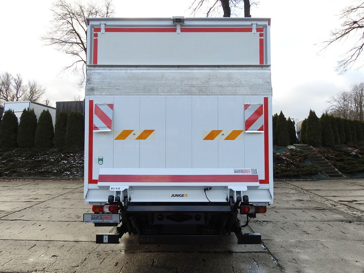 MERCEDES ATEGO 12.24 BOX LIFT 18 PALLETS CRUISE CONTROL AUTOMATIC TRANSMISSION  TWIN WHEELS AIR CONDITIONING  240HP en crédit-bail MERCEDES ATEGO 12.24 BOX LIFT 18 PALLETS CRUISE CONTROL AUTOMATIC TRANSMISSION  TWIN WHEELS AIR CONDITIONING  240HP: photos 10