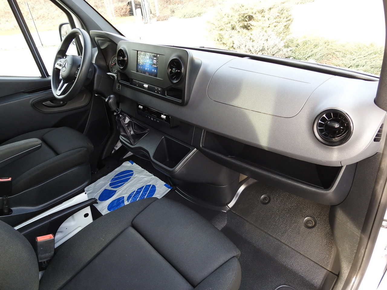 MERCEDES SPRINTER 314 BOX DELIVERY VAN 6 SEATS CRUISE CONTROL AIR CONDITIONING  140HP en crédit-bail MERCEDES SPRINTER 314 BOX DELIVERY VAN 6 SEATS CRUISE CONTROL AIR CONDITIONING  140HP: photos 37 MERCEDES SPRINTER 314 BOX DELIVERY VAN 6 SEATS CRUISE CONTROL AIR CONDITIONING  140HP en crédit-bail MERCEDES SPRINTER 314 BOX DELIVERY VAN 6 SEATS CRUISE CONTROL AIR CONDITIONING  140HP: photos 37