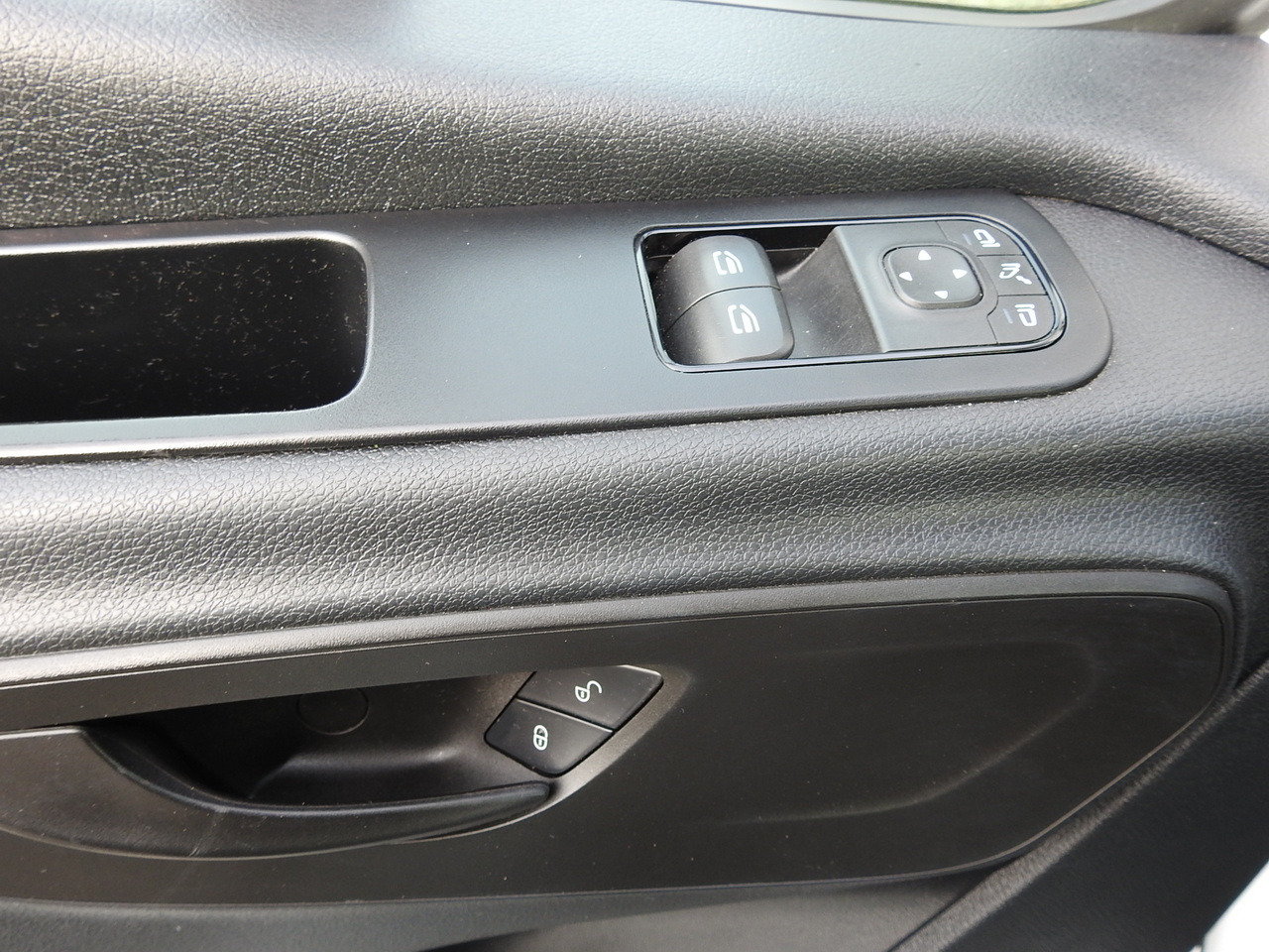 MERCEDES SPRINTER 314 BOX DELIVERY VAN 6 SEATS CRUISE CONTROL AIR CONDITIONING  140HP en crédit-bail MERCEDES SPRINTER 314 BOX DELIVERY VAN 6 SEATS CRUISE CONTROL AIR CONDITIONING  140HP: photos 24 MERCEDES SPRINTER 314 BOX DELIVERY VAN 6 SEATS CRUISE CONTROL AIR CONDITIONING  140HP en crédit-bail MERCEDES SPRINTER 314 BOX DELIVERY VAN 6 SEATS CRUISE CONTROL AIR CONDITIONING  140HP: photos 24