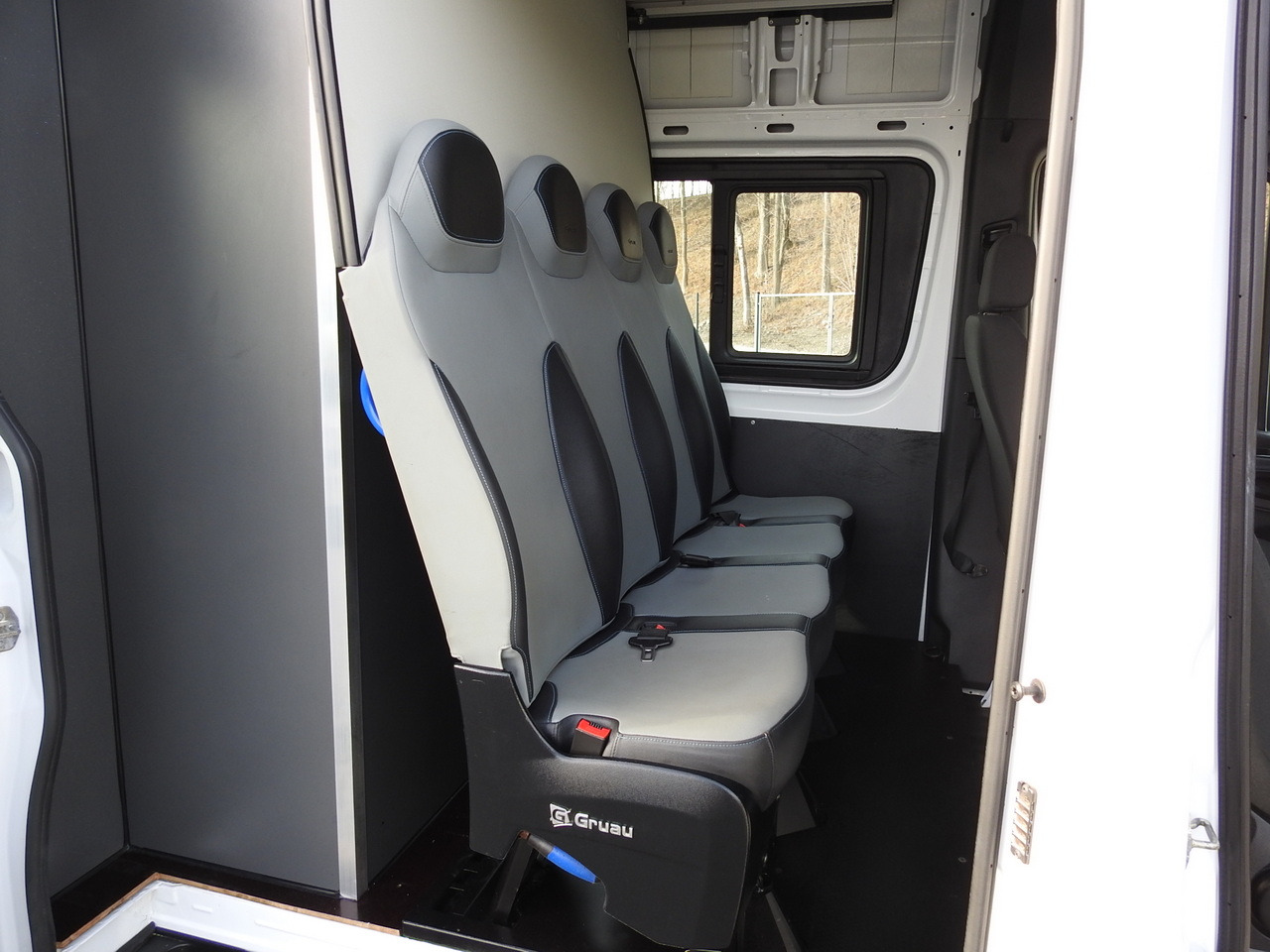 MERCEDES SPRINTER 314 BOX DELIVERY VAN 6 SEATS CRUISE CONTROL AIR CONDITIONING  140HP en crédit-bail MERCEDES SPRINTER 314 BOX DELIVERY VAN 6 SEATS CRUISE CONTROL AIR CONDITIONING  140HP: photos 40 MERCEDES SPRINTER 314 BOX DELIVERY VAN 6 SEATS CRUISE CONTROL AIR CONDITIONING  140HP en crédit-bail MERCEDES SPRINTER 314 BOX DELIVERY VAN 6 SEATS CRUISE CONTROL AIR CONDITIONING  140HP: photos 40