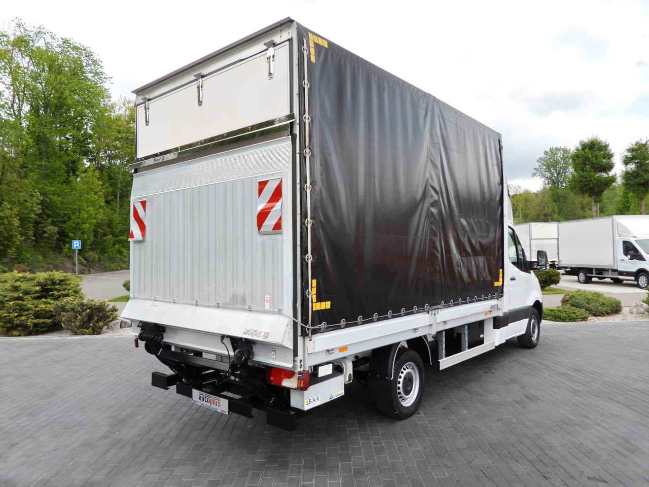 MERCEDES SPRINTER 316 TARPAULIN LIFT 8 PALLETS WEBASTO CRUISE CONTROL AIR CONDITIONING 160HP - Utilitaire rideaux coulissants (PLSC): photos 3 MERCEDES SPRINTER 316 TARPAULIN LIFT 8 PALLETS WEBASTO CRUISE CONTROL AIR CONDITIONING 160HP - Utilitaire rideaux coulissants (PLSC): photos 3