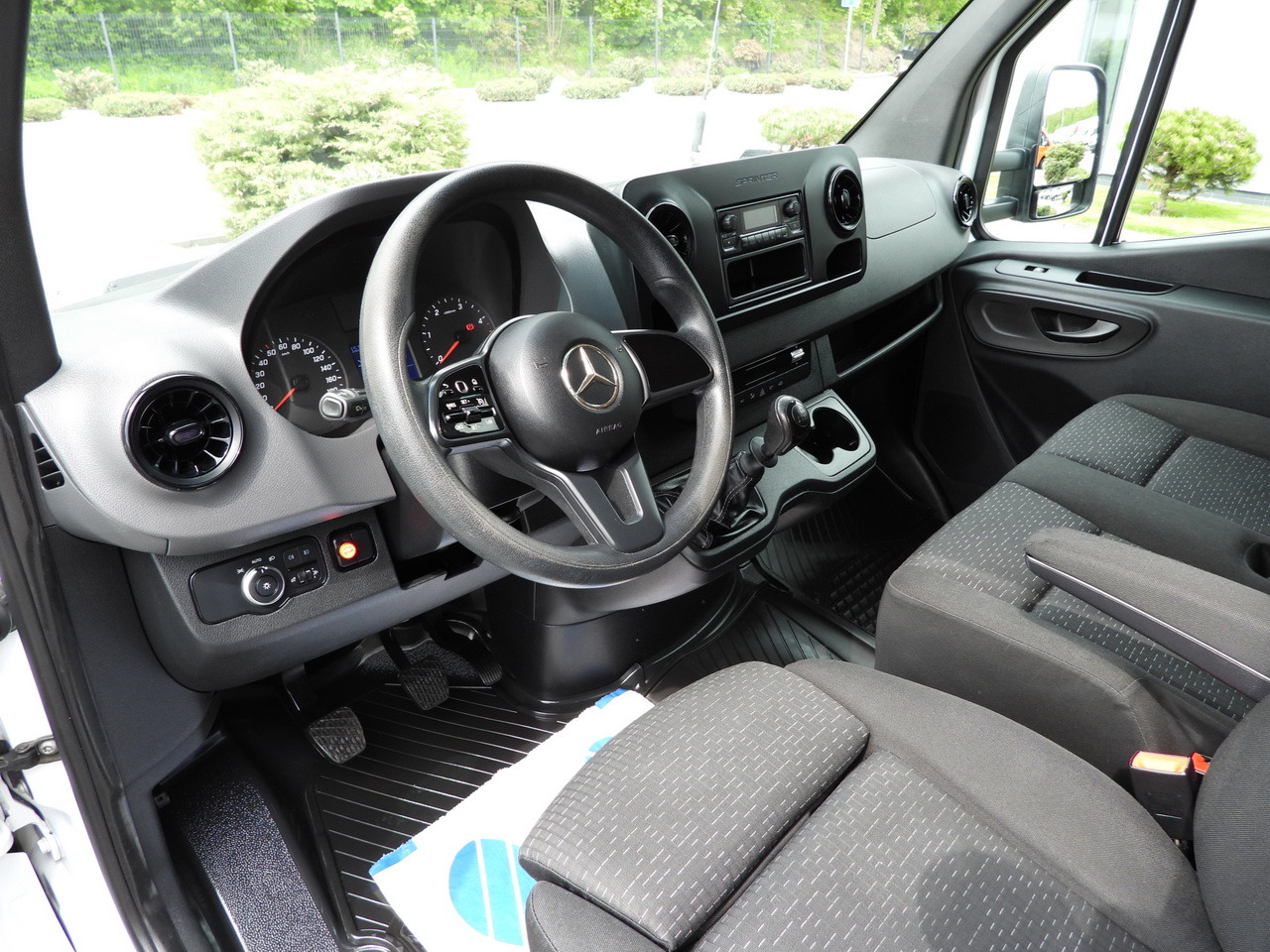 MERCEDES SPRINTER 316 TARPAULIN LIFT 8 PALLETS WEBASTO CRUISE CONTROL AIR CONDITIONING 160HP - Utilitaire rideaux coulissants (PLSC): photos 2 MERCEDES SPRINTER 316 TARPAULIN LIFT 8 PALLETS WEBASTO CRUISE CONTROL AIR CONDITIONING 160HP - Utilitaire rideaux coulissants (PLSC): photos 2