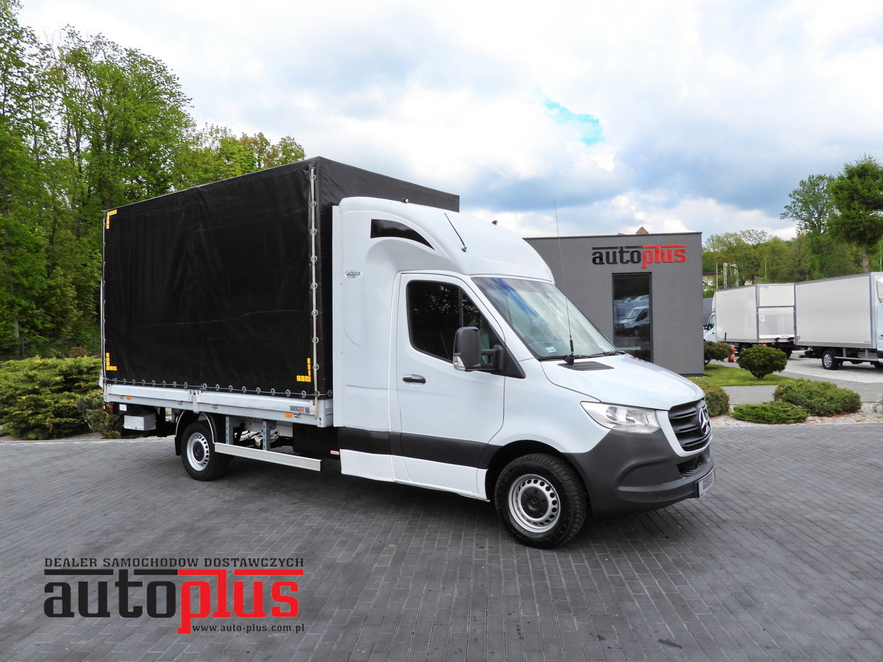 MERCEDES SPRINTER 316 TARPAULIN LIFT 8 PALLETS WEBASTO CRUISE CONTROL AIR CONDITIONING 160HP - Utilitaire rideaux coulissants (PLSC): photos 1 MERCEDES SPRINTER 316 TARPAULIN LIFT 8 PALLETS WEBASTO CRUISE CONTROL AIR CONDITIONING 160HP - Utilitaire rideaux coulissants (PLSC): photos 1