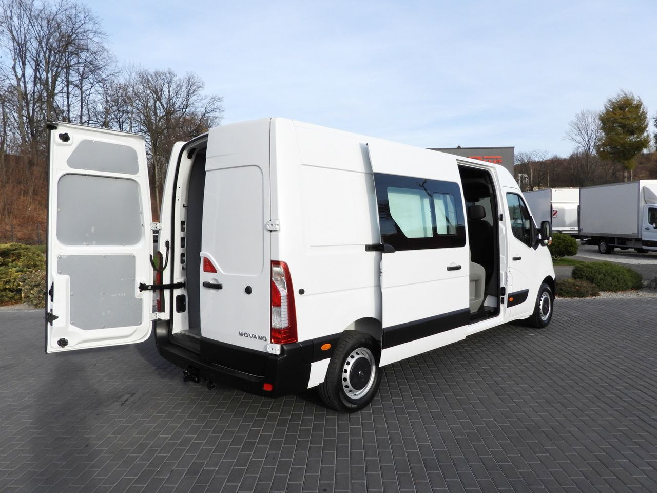 OPEL MOVANO BOX DELIVERY VAN 7 SEATS LED LIGHTS 135HP - Fourgon utilitaire: photos 3 OPEL MOVANO BOX DELIVERY VAN 7 SEATS LED LIGHTS 135HP - Fourgon utilitaire: photos 3
