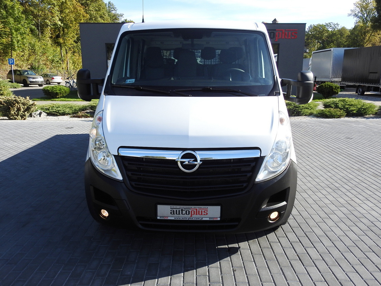 OPEL MOVANO STAKE BODY DOUBLE CABIN DOKA 7 SEATS CRUISE CONTROL AIR CONDITIONING  130HP - Utilitaire double cabine: photos 5 OPEL MOVANO STAKE BODY DOUBLE CABIN DOKA 7 SEATS CRUISE CONTROL AIR CONDITIONING  130HP - Utilitaire double cabine: photos 5