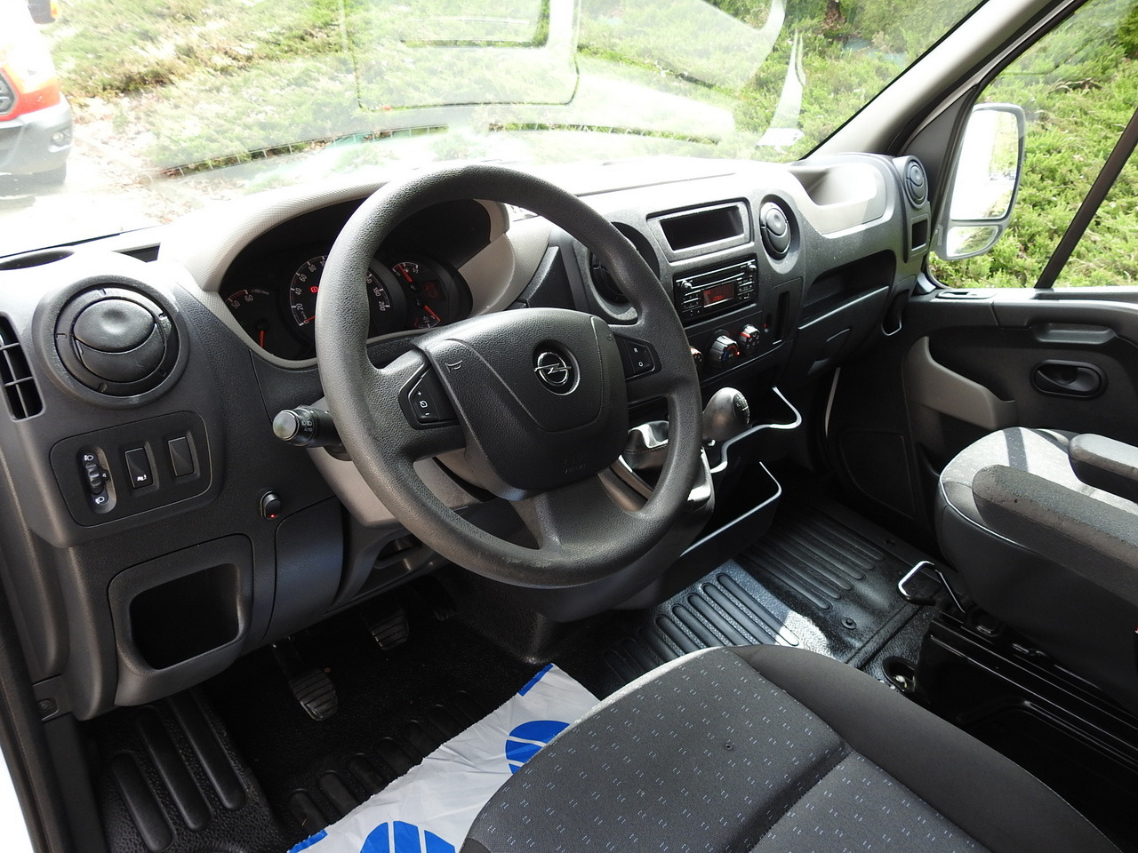 OPEL MOVANO TARPAULIN 8 PALLETS WEBASTO CRUISE CONTROL AIR CONDITIONING PNEUMATICS  170HP - Utilitaire rideaux coulissants (PLSC): photos 2 OPEL MOVANO TARPAULIN 8 PALLETS WEBASTO CRUISE CONTROL AIR CONDITIONING PNEUMATICS  170HP - Utilitaire rideaux coulissants (PLSC): photos 2