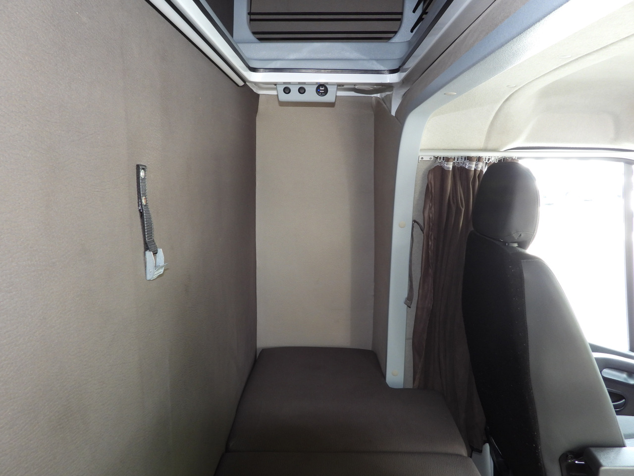 Utilitaire rideaux coulissants (PLSC), Utilitaire double cabine Opel MOVANO PRITSCHE PLANE 10 PALETTEN WEBASTO A/C Opel MOVANO PRITSCHE PLANE 10 PALETTEN WEBASTO A/C: photos 44
